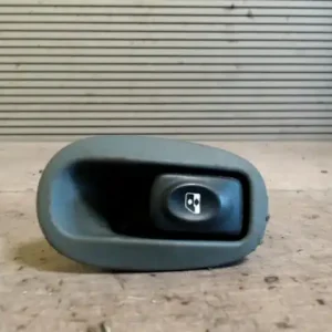 Akció RENAULT MEGANE SCENIC 97-99 Jobb hátsó ablakemelő kapcsoló bontott alkatrész