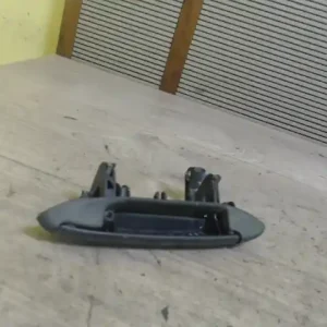 Vedd meg online RENAULT MEGANE SCENIC 97-99 Jobb hátsó külső kilincs 5 ajtós bontott alkatrész