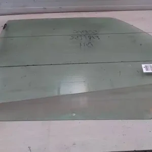 Akciós ár RENAULT MEGANE SCENIC 99-03 Bal hátsó ajtóüveg bontott alkatrész