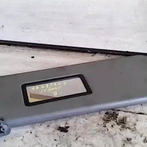 Alacsony ár RENAULT MEGANE SCENIC 99-03 Jobb napellenző bontott alkatrész