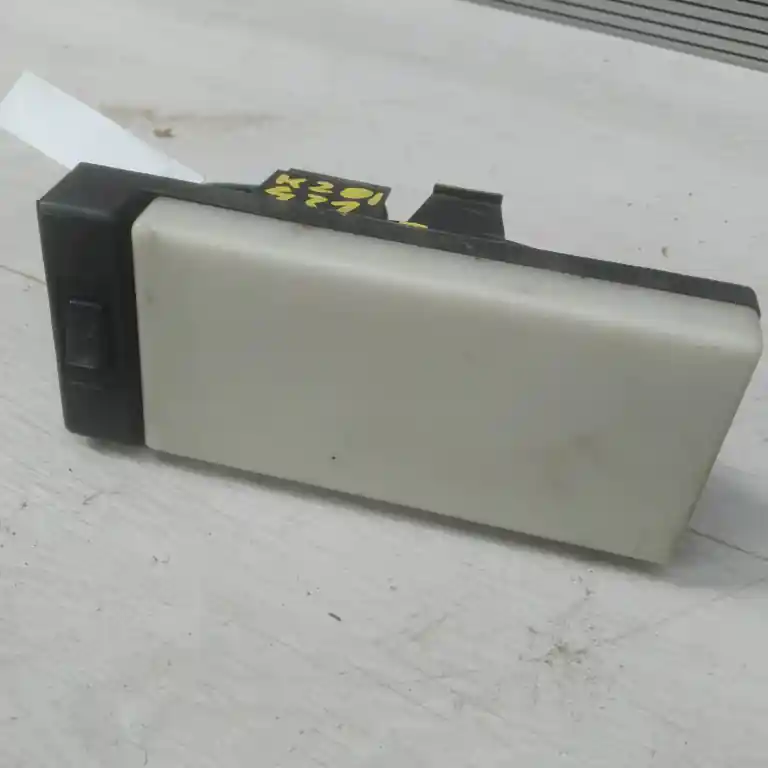 Akció RENAULT Midliner Utastér világítás első bontott alkatrész