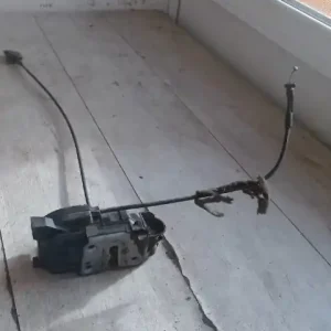 Alacsony ár RENAULT Modus 2008.04.01- Bal első ajtó zárszerkezet központi záras bontott alkatrész