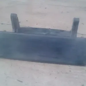 Vedd meg online RENAULT R11 Jobb első külső kilincsbontott alkatrész