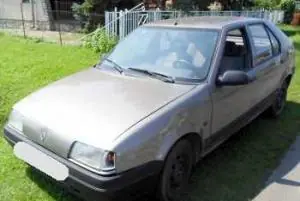 Vedd meg most RENAULT R19 Jobb első ködlámpa bontott alkatrész