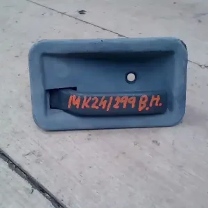 Vásárlói kedvenc RENAULT R19 92- Bal hátsó belső kilincs bontott alkatrész