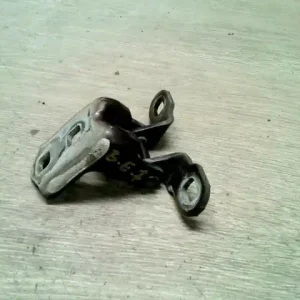 Alacsony ár RENAULT SCENIC 03-06 Bal első felső ajtózsanér bontott alkatrész