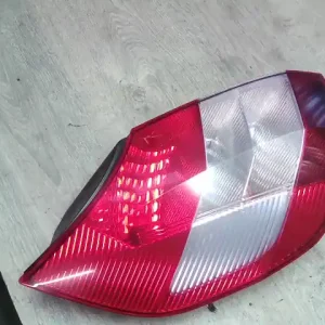 Akció RENAULT SCENIC 03-06 Bal hátsó lámpa 5 ajtós bontott alkatrész