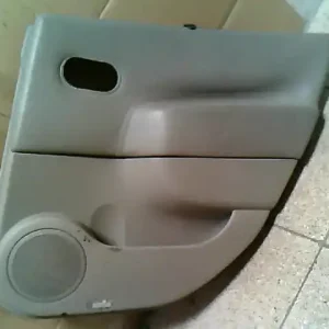 Utolsó esély RENAULT SCENIC 03-06 Jobb hátsó ajtó kárpit bontott alkatrész