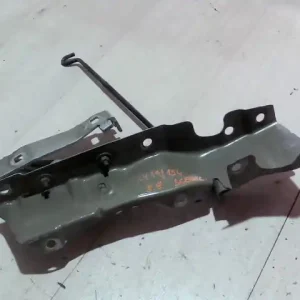 Vedd meg online RENAULT SCENIC 03-06 Motorháztető jobb zsanér bontott alkatrész