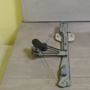 Végkiárusítás RENAULT THALIA 02.03-08.10 Bal hátsó ablakemelő szerkezet mechanikus 4 ajtós bontott alkatrész