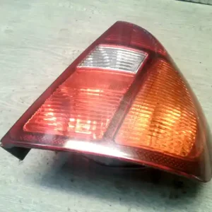 Vedd meg most RENAULT THALIA 02.03-08.10 Jobb hátsó lámpa bontott alkatrész