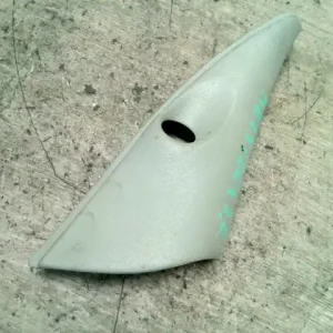 Vedd meg online RENAULT THALIA 02.03-08.10 Jobb visszapillantó tükör talp takaró 4 ajtós bontott alkatrész