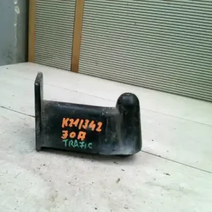 Vedd meg online RENAULT TRAFIC -94 Tolóajtó oldalajtó görgő jobb alsó bontott alkatrész