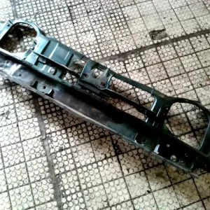 Ajánlat RENAULT TWINGO 93-98 Homlokfal zárhíd bontott alkatrész