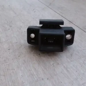 Végkiárusítás RENAULT TWINGO 98-07 Csomagtérajtó ütköző bontott alkatrész