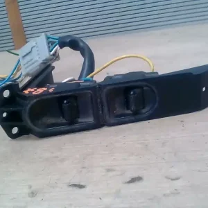 Gyors kiszállítás ROVER 414 Jobb első ablakemelő kapcsoló dupla bontott alkatrész