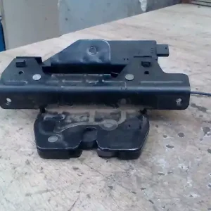 Gyors kiszállítás ROVER 75 1998-2005 Csomagtér ajtó zárszerkezet kombi bontott alkatrész