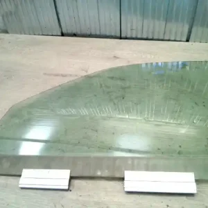 Utolsó esély SAAB 9-5 01- Bal első ajtóüveg kombi bontott alkatrész