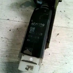 Kihagyhatatlan ajánlat SAAB 9-3 98.04-02.09 Jobb hátsó ajtó zárszerkezet központi záras bontott alkatrész