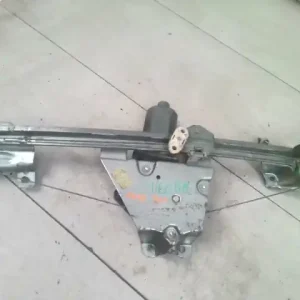 SAAB 900 Bal hátsó ablakemelő szerkezet 5 ajtós bontott alkatrész Legkelendőbb