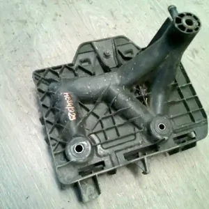 Expressz szállítás SEAT CORDOBA 02.09-08.02 Akkumulátor tartó 1.4 b bontott alkatrész