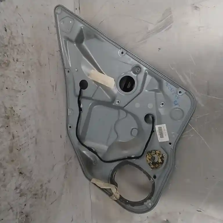 Kihagyhatatlan ajánlat SEAT CORDOBA 02.09-08.02 Bal hátsó ablakemelő szerkezet mechanikus bontott alkatrész