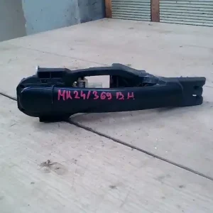 Szuper ajánlat SEAT CORDOBA 02.09-08.02 Bal hátsó külső kilincs bontott alkatrész