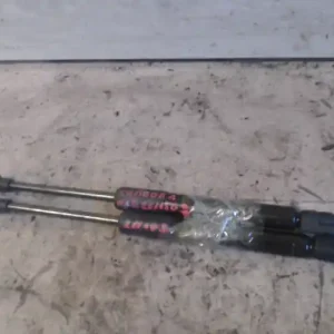 Akció SEAT CORDOBA 02.09-08.02 Csomagtérajtó kitámasztó teleszkóp pár 4 ajtós, sedán bontott alkatrész