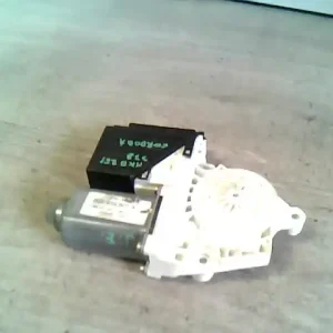 Biztonságos vásárlás SEAT CORDOBA 02.09-08.02 Jobb első ablakemelő motor bontott alkatrész