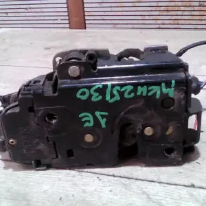 Szezonális akció SEAT CORDOBA 02.09-08.02 Jobb első ajtó zárszerkezet központizáras bontott alkatrész