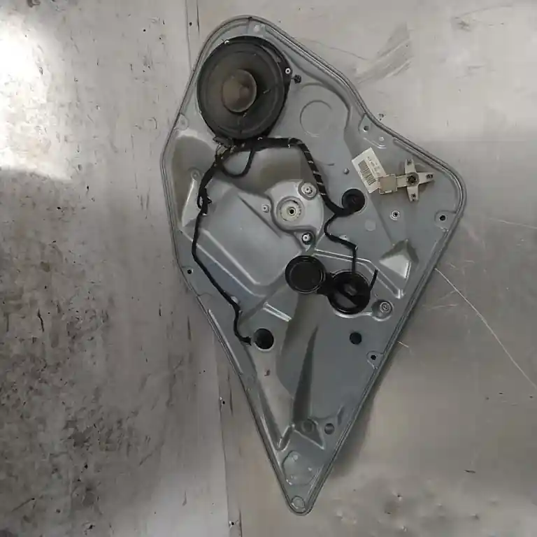 Azonnali szállítás SEAT CORDOBA 02.09-08.02 Jobb hátsó ablakemelő szerkezet elektromos bontott alkatrész