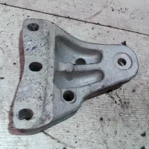 Kedvezmény SEAT CORDOBA 02.09-08.02 Motortartó bak bontott alkatrész