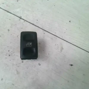 Csak ma SEAT CORDOBA 93-99 Ablakemelő kapcsoló pozíció független bontott alkatrész