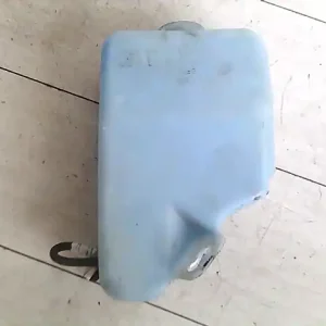 Szuper akció SEAT CORDOBA 93-99 Ablakmosó tartály bontott alkatrész