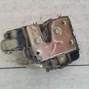 Vedd meg online SEAT CORDOBA 93-99 Bal hátsó ajtó zárszerkezet mechanikus bontott alkatrész