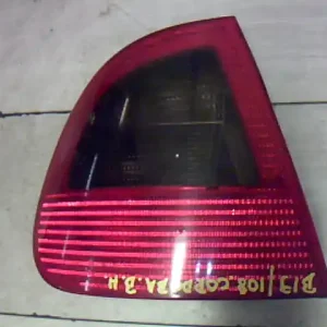 Biztonságos fizetés SEAT CORDOBA 93-99 Bal hátsó lámpa 5 ajtósbontott alkatrész