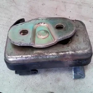 Expressz kézbesítés SEAT CORDOBA 93-99 Csomagtérajtó zárszerkezet bontott alkatrész