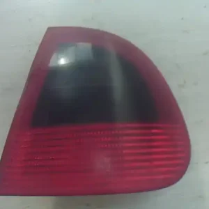 Vásárlói kedvenc SEAT CORDOBA 93-99 Jobb hátsó lámpa 4 ajtós bontott alkatrész