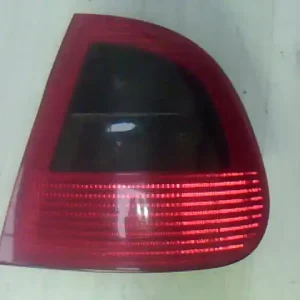 Árengedmény SEAT CORDOBA 93-99 Jobb külső hátsó lámpa 4 ajtósbontott alkatrész