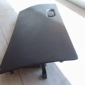 Azonnal elérhető SEAT CORDOBA 93-99 Kesztyűtartó bontott alkatrész