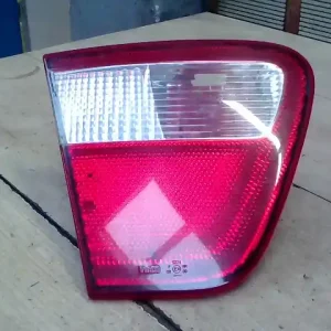 Bestseller SEAT CORDOBA 99-02 Bal belső hátsó lámpa 4 ajtós bontott alkatrész