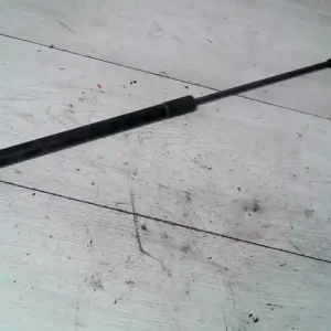 Biztonságos fizetés SEAT CORDOBA 99-02 Csomagtérajtó kitámasztó teleszkóp pozíció független bontott alkatrész