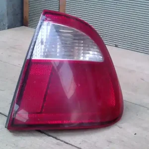 SEAT CORDOBA 99-02 Jobb hátsó lámpa 4 ajtós bontott alkatrész Biztonságos fizetés