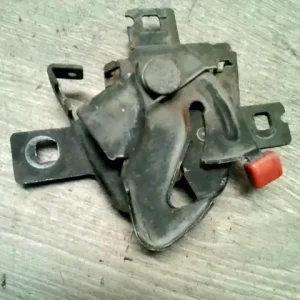 SEAT CORDOBA 99-02 Motorháztető zár bontott alkatrész Biztonságos fizetés