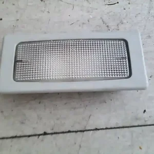 Gyors szállítás SEAT CORDOBA 99-02 Utastér világítás első elsőbontott alkatrész