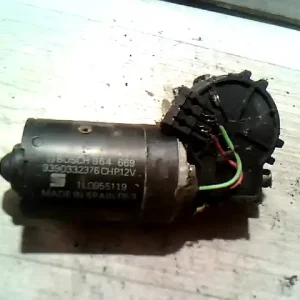 Kedvezmény SEAT IBIZA 93-99 Ablaktörlő motor első bontott alkatrész