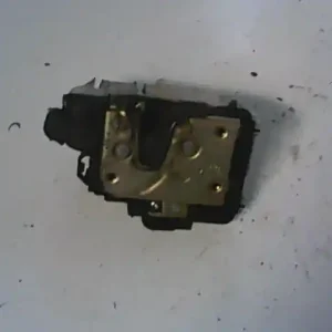 Árengedmény SEAT IBIZA 93-99 Bal hátsó ajtó zárszerkezet központi záras bontott alkatrész