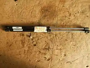 SEAT IBIZA 93-99 Csomagtérajtó kitámasztó teleszkóp pozíció független bontott alkatrész Kiárusítás