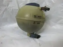 SEAT IBIZA 93-99 Kiegyenlítő tartály bontott alkatrész Rendeld meg most