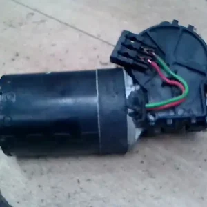 SEAT IBIZA 99-02 Ablaktörlő motor első bontott alkatrész Rendeld meg most